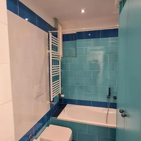 Ben Ti Voglio Al Vaticano *